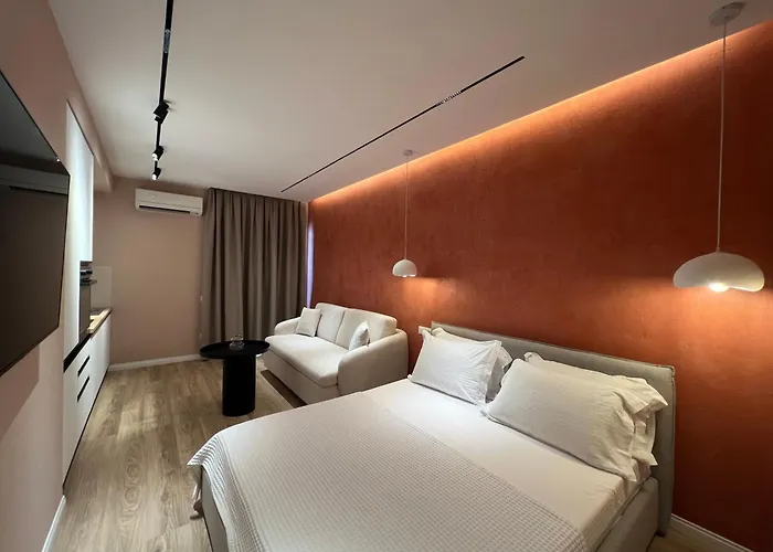 Lux Тирана