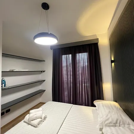 Lux Apartment Tirana