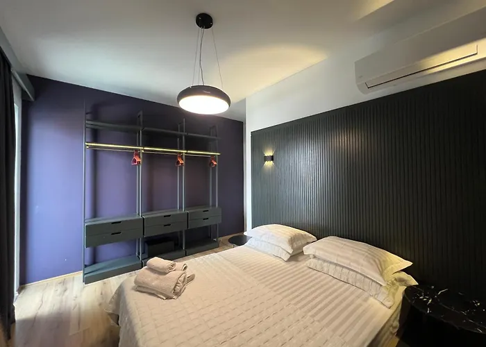 Lux Tirana
